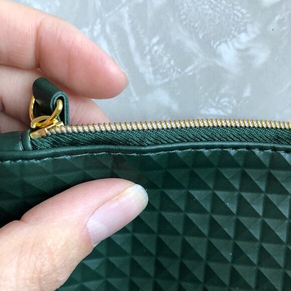 Ipsy August 2019 Dark Green Textured Geometric Travel Make-up Cosmetic Bag - Picture 4 of 5